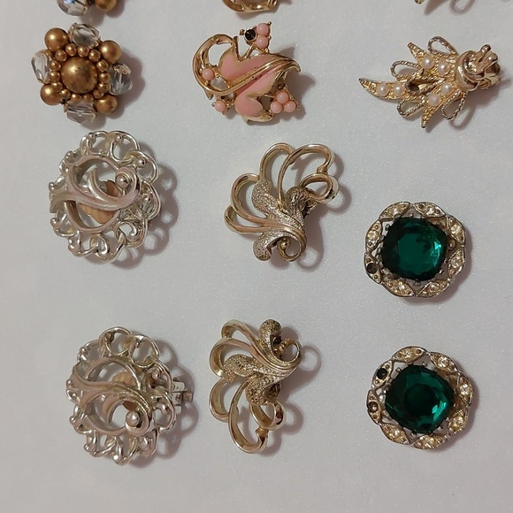 Lot of 11 Pairs of Earrings Mostly Vintage Signed Repair Repurpose Wearable - Picture 2 of 15